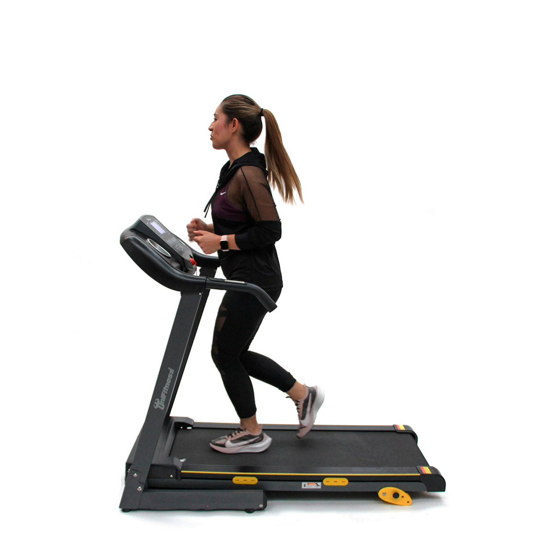 Caminadora Unifitness 42J MX-KD742J — Reacondicionada