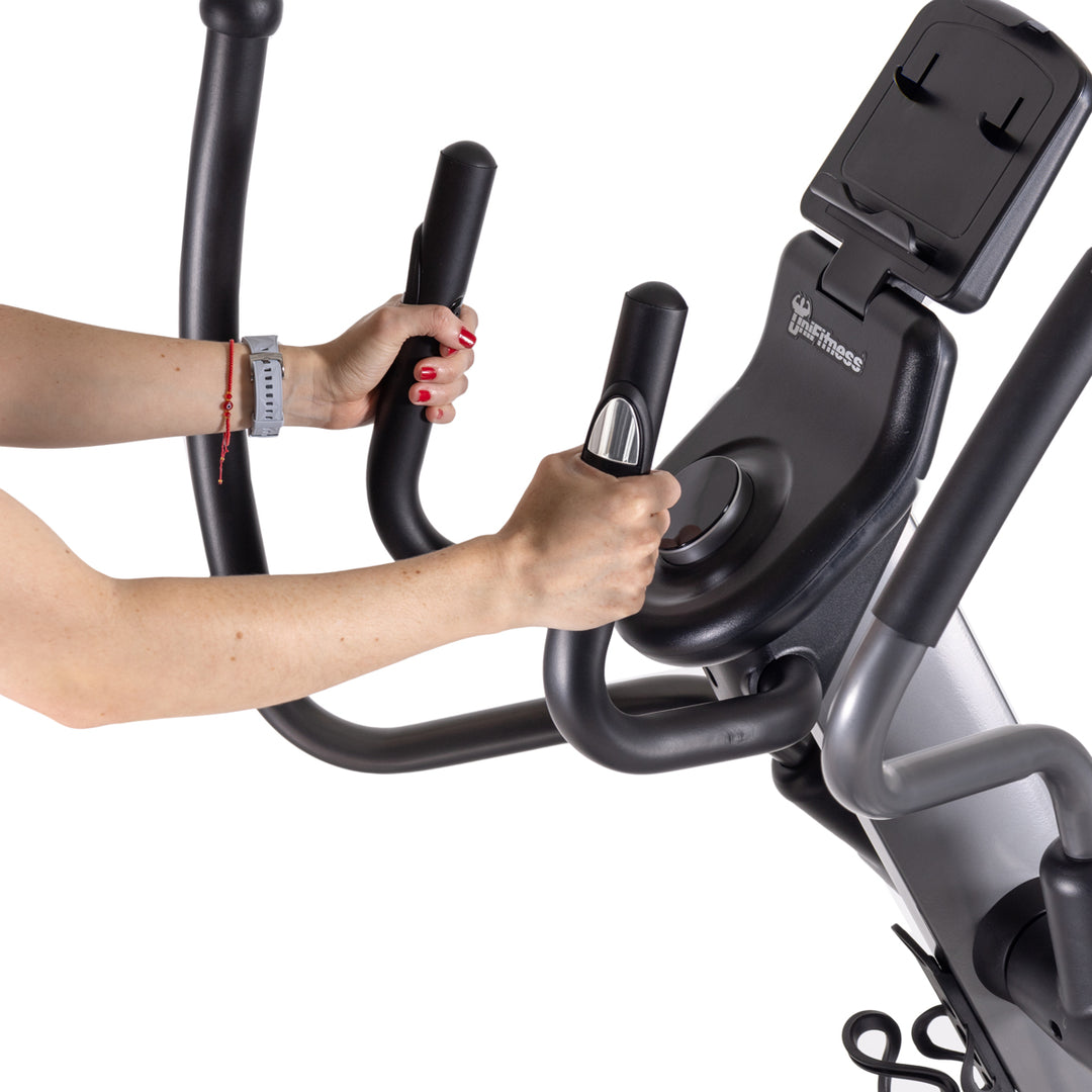 Unifitness Elíptica Eléctrica Pro K60 Color Negro