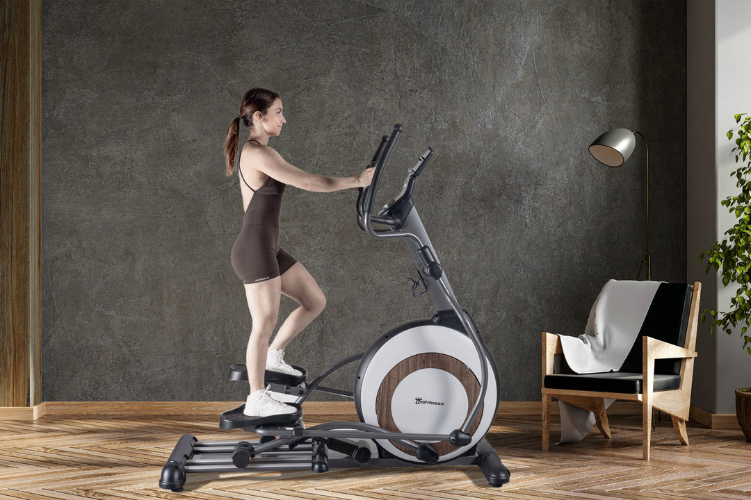 Unifitness Elíptica Eléctrica Pro K60 Color Negro